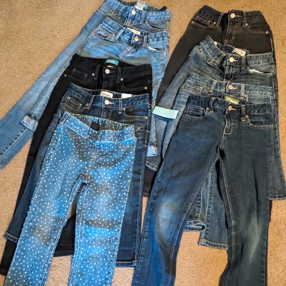 Lot of Old Navy Girls size 7&8 jeans